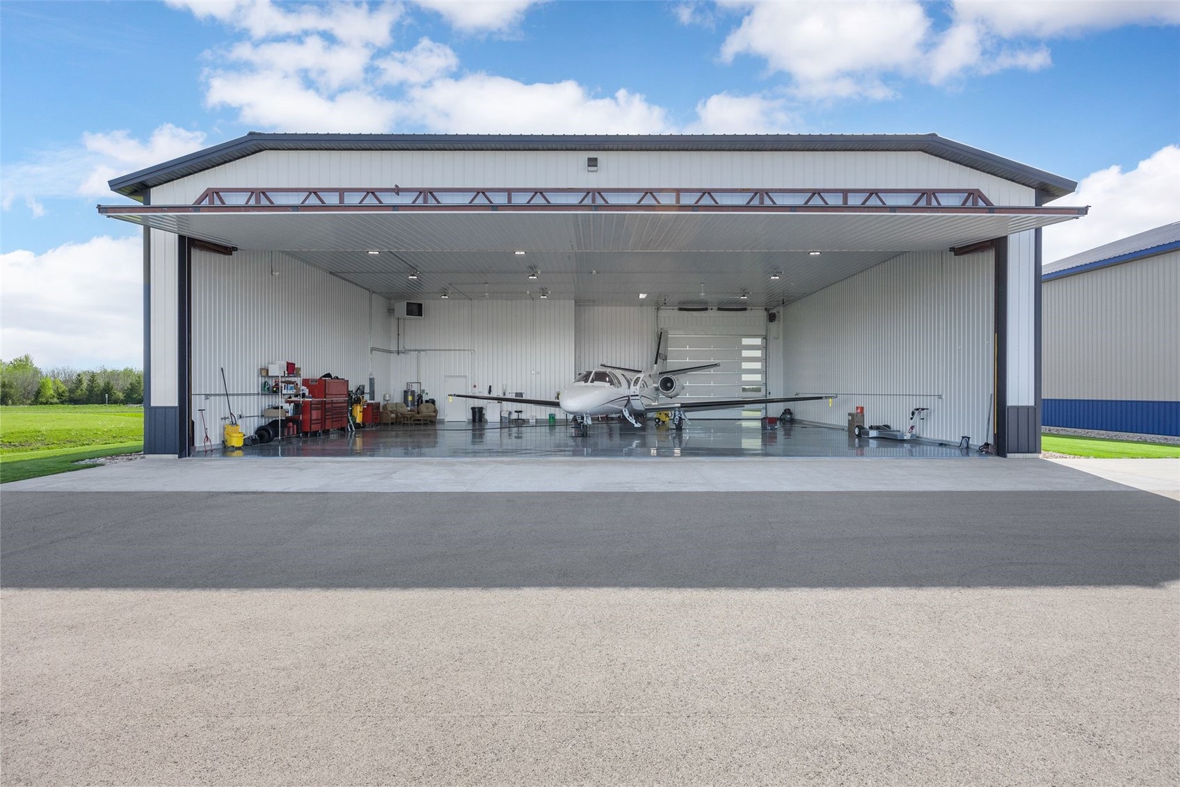 530 Aircom Drive Marion IA 52302