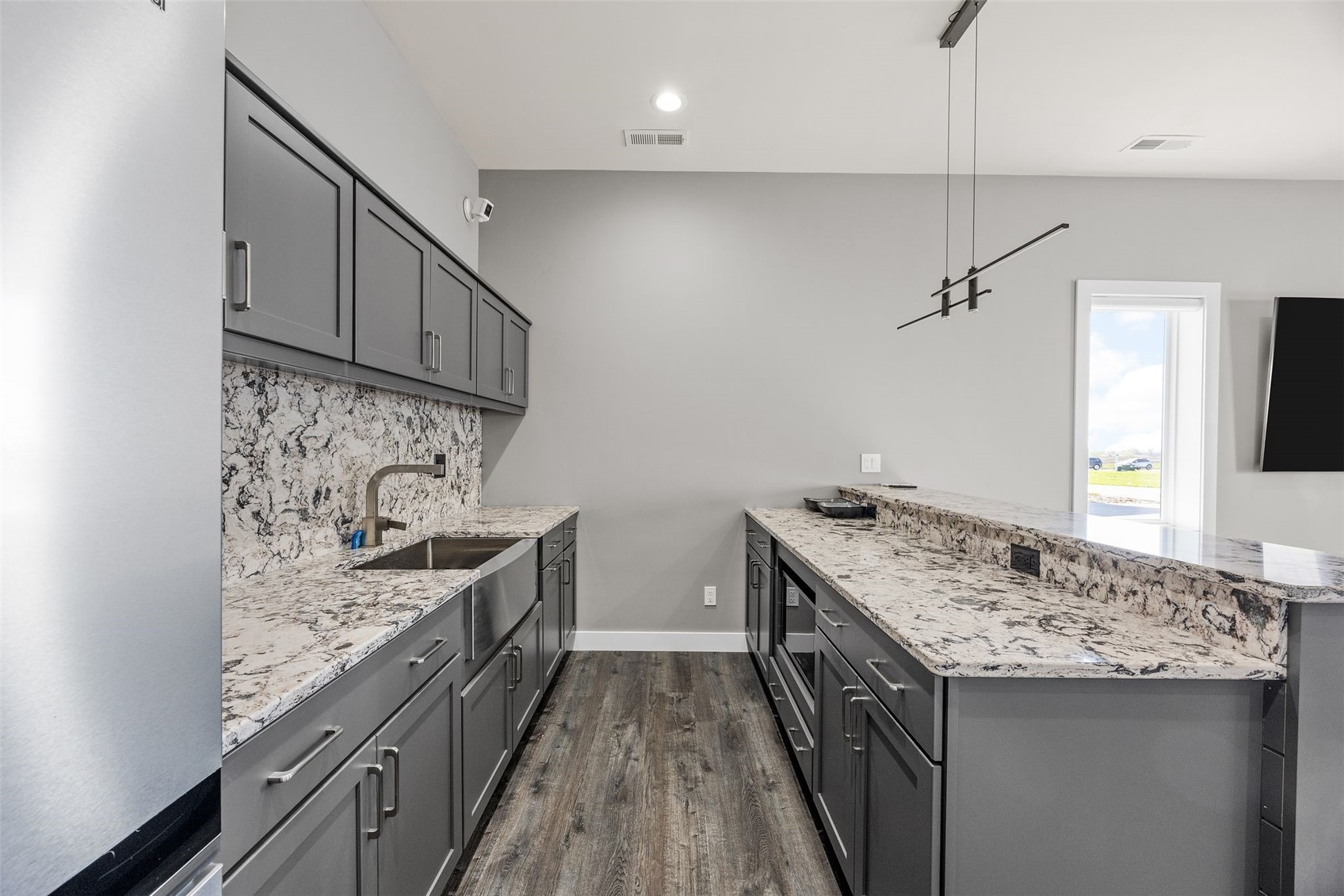 530 Aircom Drive Marion IA 52302