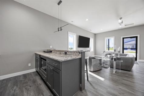 530 Aircom Drive Marion IA 52302