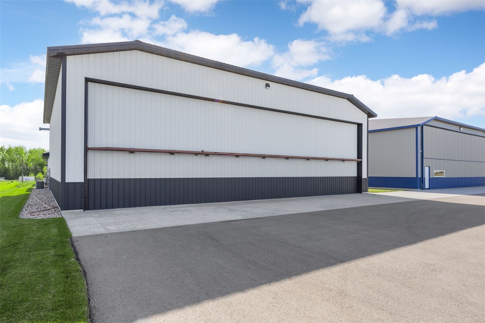 530 Aircom Drive Marion IA 52302
