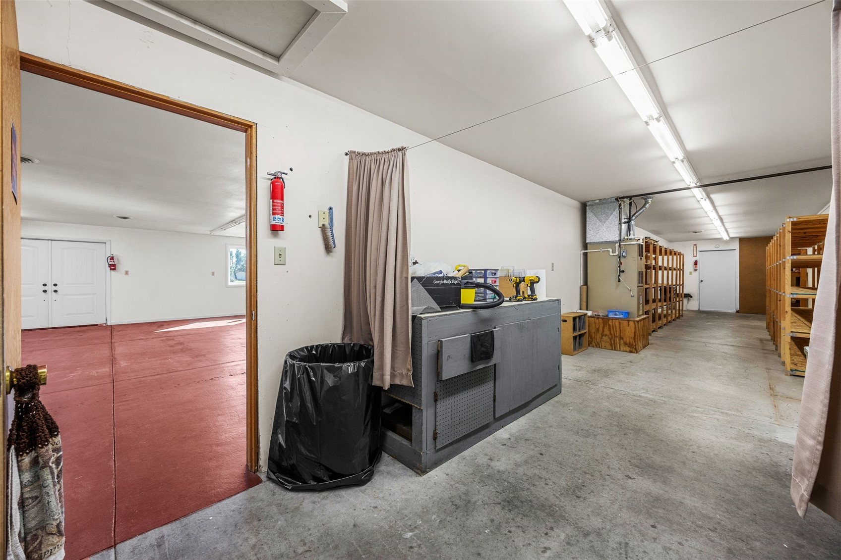1054 W Madison Street Washington IA 52353