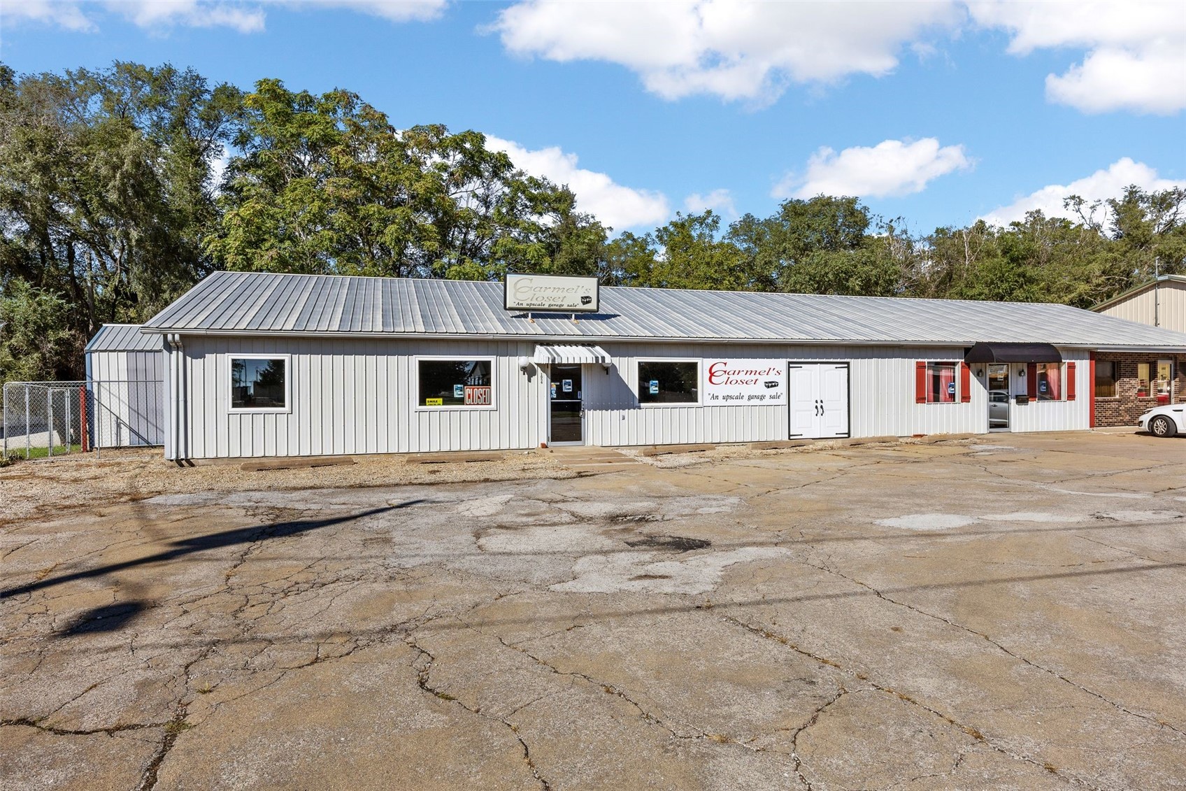 1054 W Madison Street Washington IA 52353