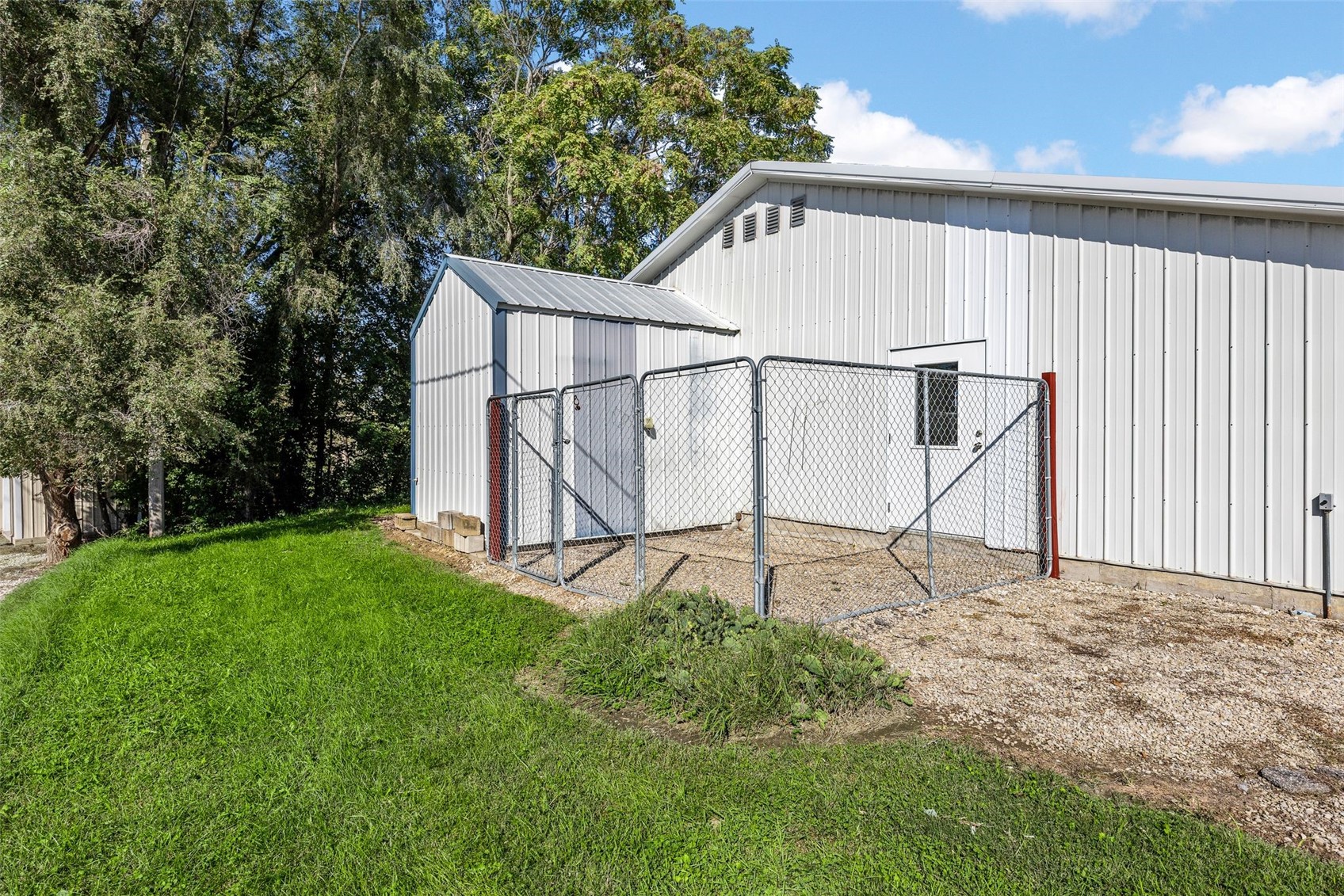 1054 W Madison Street Washington IA 52353