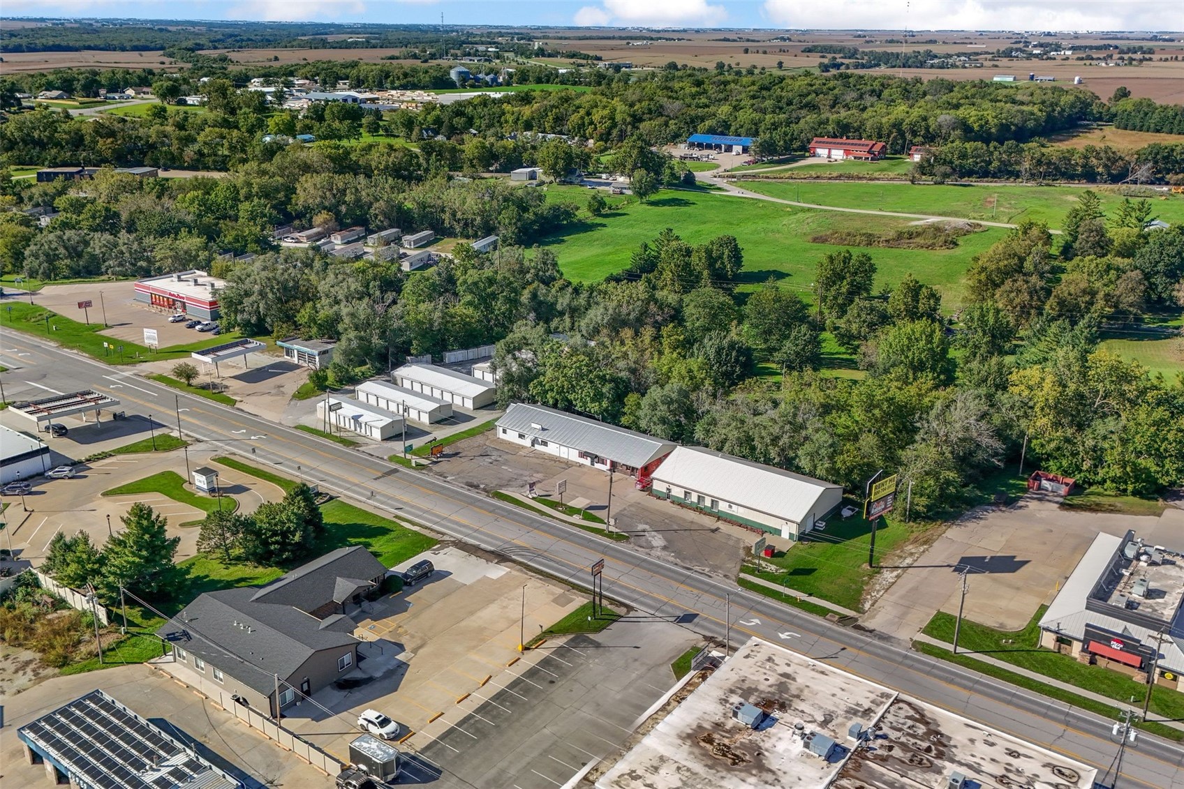 1054 W Madison Street Washington IA 52353
