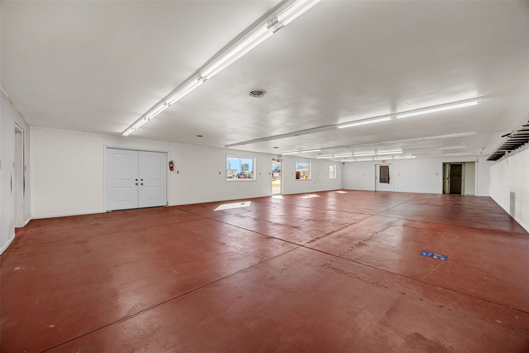 1054 W Madison Street Washington IA 52353