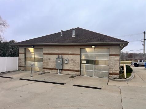 4201 Mt Vernon Road SE Cedar Rapids IA 52403