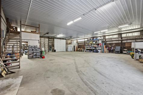 108 Boling Avenue Stanwood IA 52337