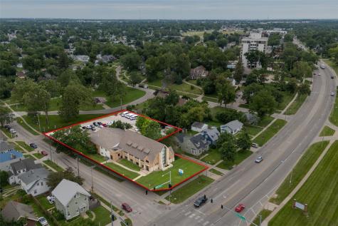 2100 1st Avenue NE Cedar Rapids IA 52402
