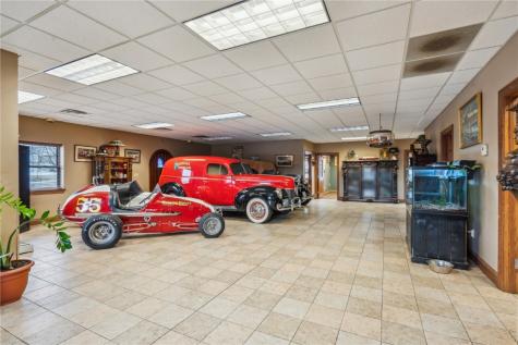 6205 11th Street SW Cedar Rapids IA 52404
