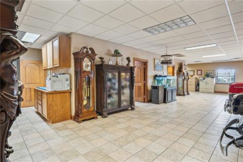 6205 11th Street SW Cedar Rapids IA 52404