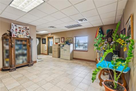 6205 11th Street SW Cedar Rapids IA 52404