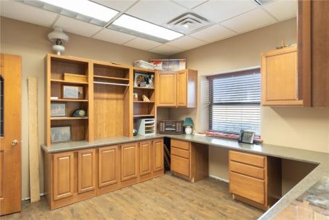 6205 11th Street SW Cedar Rapids IA 52404