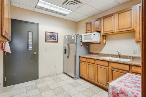 6205 11th Street SW Cedar Rapids IA 52404