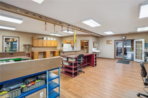6205 11th Street SW Cedar Rapids IA 52404