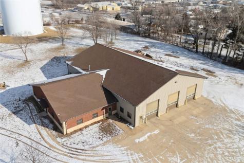 6205 11th Street SW Cedar Rapids IA 52404