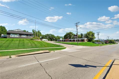665 Keyes Court Marion IA 52302