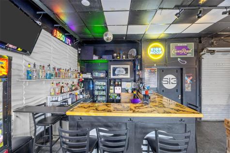 13 S Linn Street Iowa City IA 52240