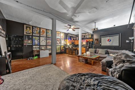 13 S Linn Street Iowa City IA 52240