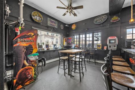 13 S Linn Street Iowa City IA 52240