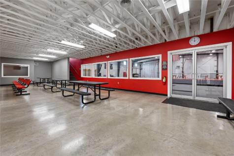 6200 N. Gateway Drive Marion IA 52302