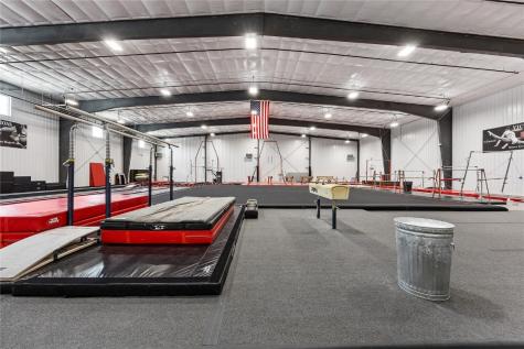 6200 N. Gateway Drive Marion IA 52302