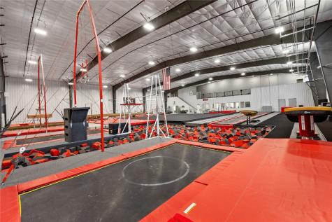 6200 N. Gateway Drive Marion IA 52302