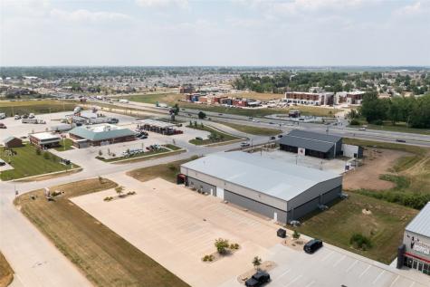 6200 N. Gateway Drive Marion IA 52302