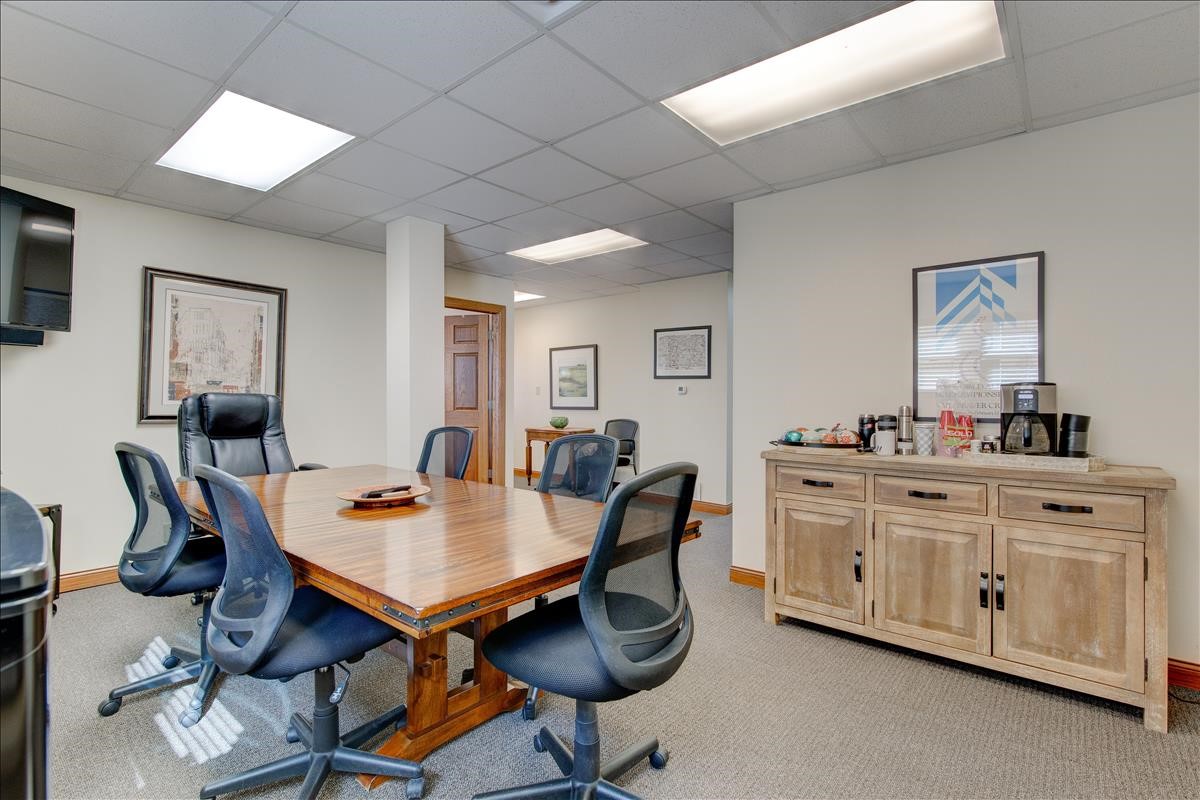 2919 1st Avenue SE Cedar Rapids IA 52403