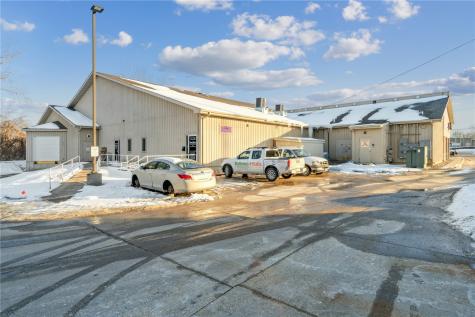 266 Blairs Ferry Road NE Cedar Rapids IA 52402