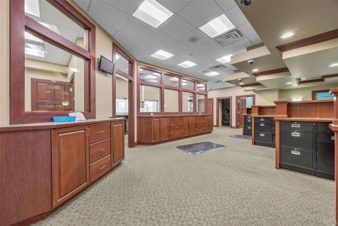 3414 Mount Vernon Road SE Cedar Rapids IA 52403