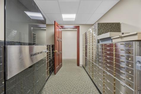 3414 Mount Vernon Road SE Cedar Rapids IA 52403