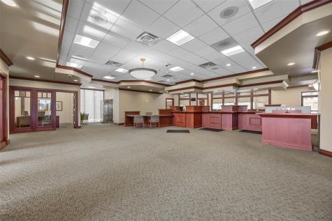 3414 Mount Vernon Road SE Cedar Rapids IA 52403