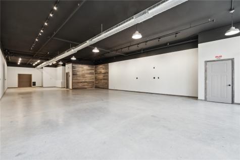 120 W Main Street Solon IA 52333