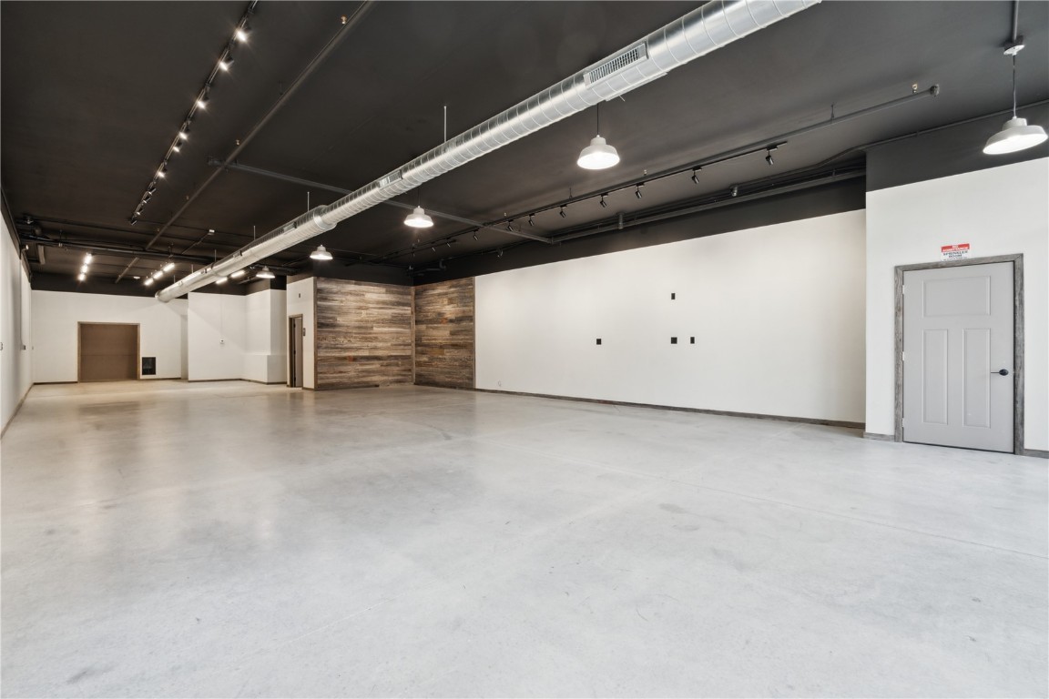 120 W Main Street Solon IA 52333