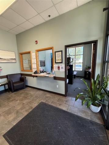 5005 Bowling Street SW Cedar Rapids IA 52404