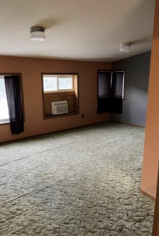 117 S Main Street Elkader IA 52043