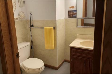 117 S Main Street Elkader IA 52043