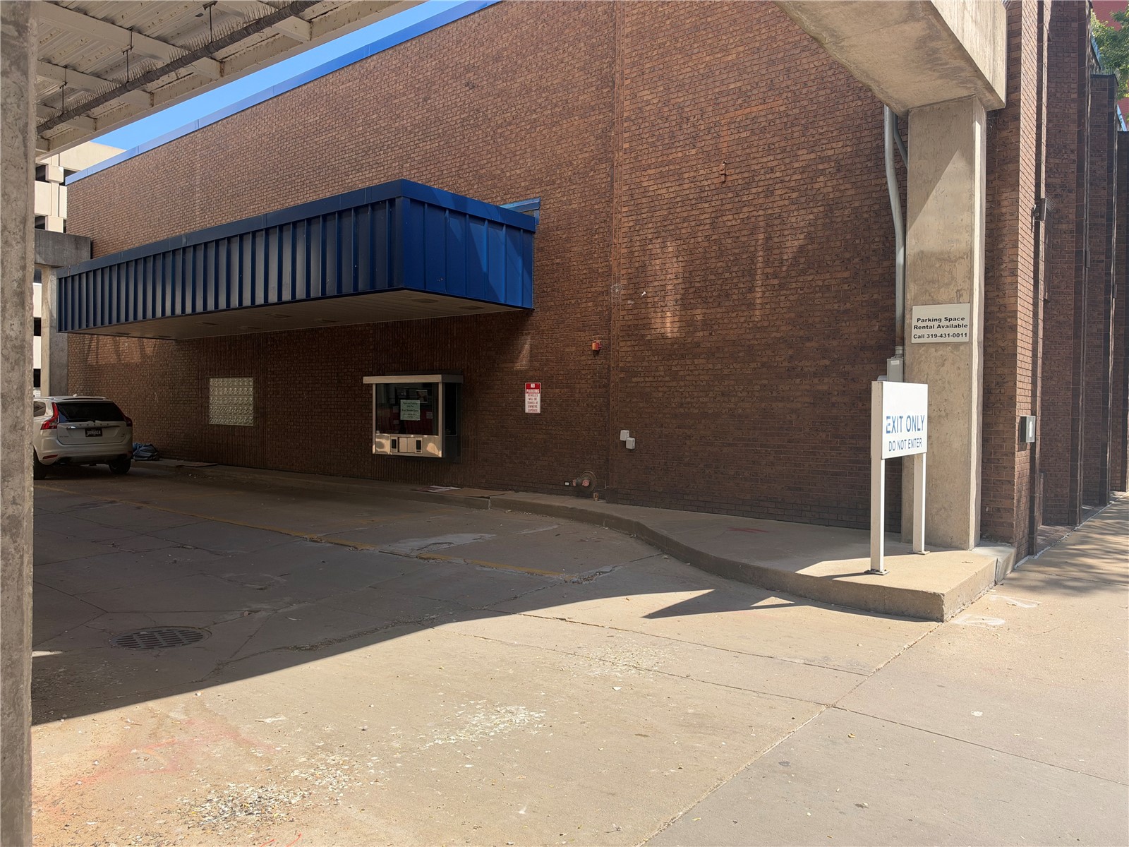 320 3rd Street SE Cedar Rapids IA 52401