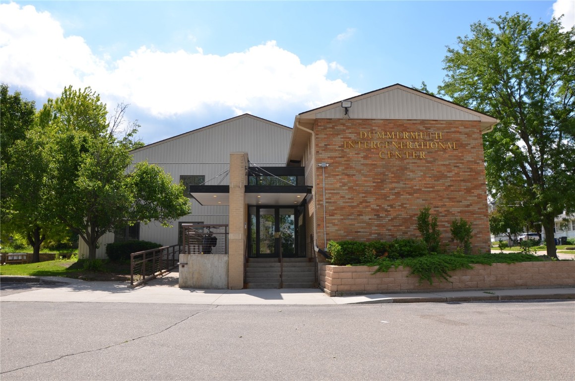 2100 1st Avenue NE Cedar Rapids IA 52402