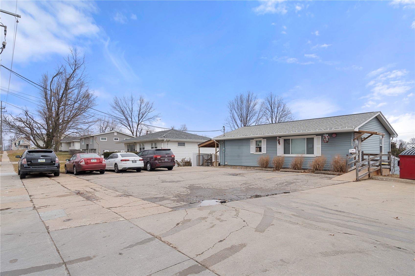 215 Edgewood Road SW Cedar Rapids IA 52404