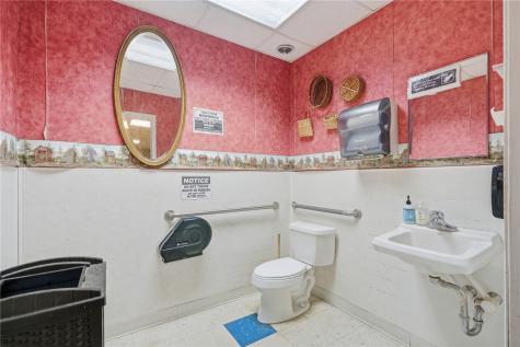 5913 Troy Mills Road Coggon IA 52218