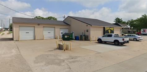51 Cedar Street Tipton IA 52772