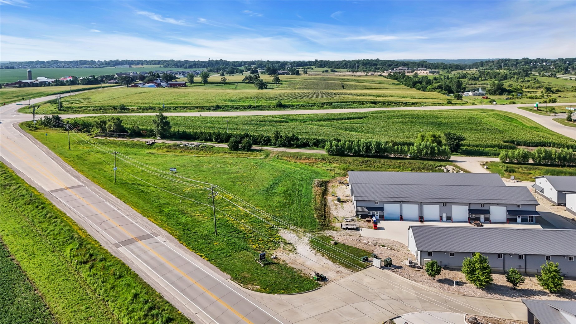 3230 N Center Point Road Robins IA 52328