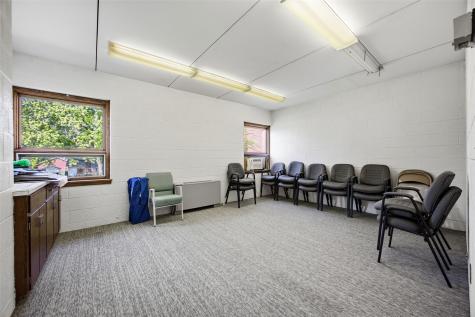 115 Walnut Street Lisbon IA 52253