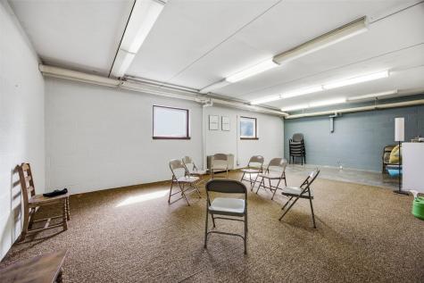 115 Walnut Street Lisbon IA 52253