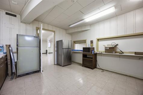 115 Walnut Street Lisbon IA 52253