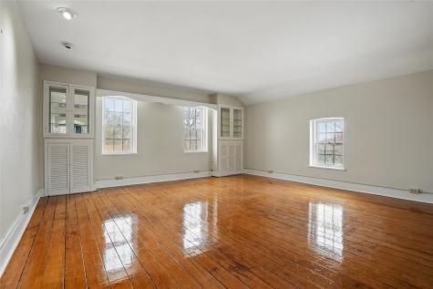 4506 220th Trail Amana IA 52203