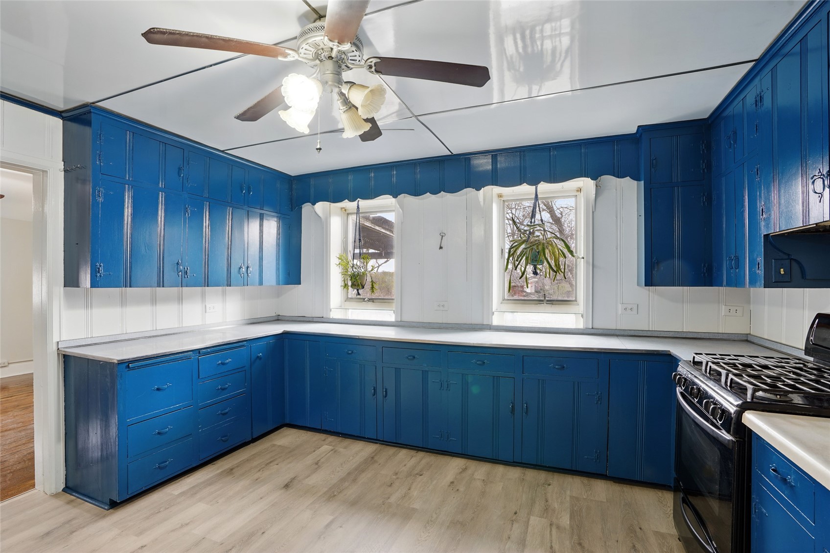 4506 220th Trail Amana IA 52203