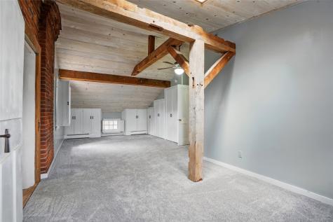 4506 220th Trail Amana IA 52203