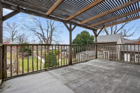 4506 220th Trail Amana IA 52203